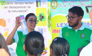 La UNAP fortaleció la educación ambiental participando en la Ecoferia